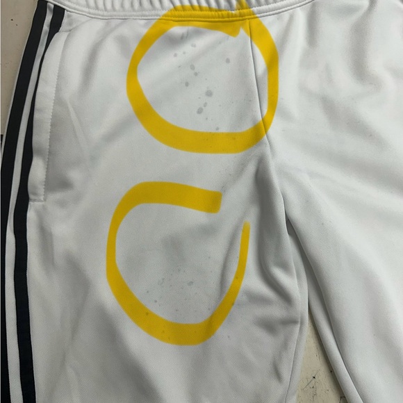 adidas woman’s training pants - Picture 3 of 3